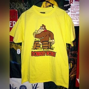 Donkey Kong Classic Vintage Nintendo Graphic Tshirt Mens size Large